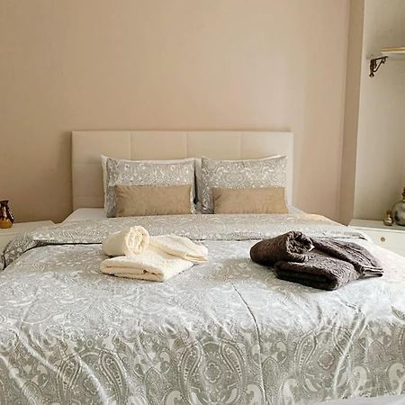 Cozy Studio, 1Min From Kamara Salonicco Esterno foto